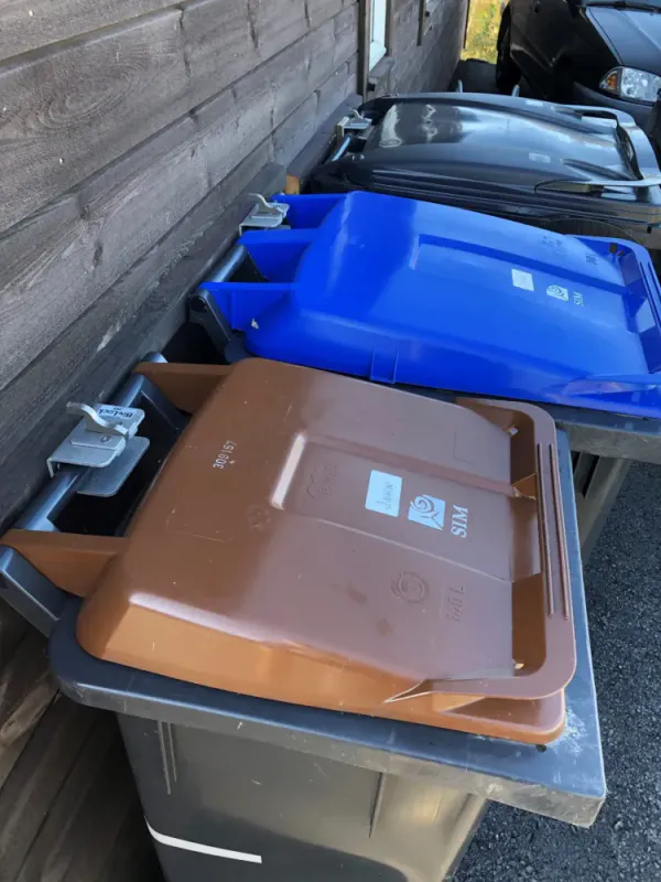 4 stk Bin-Lock smartlås for søppeldunker